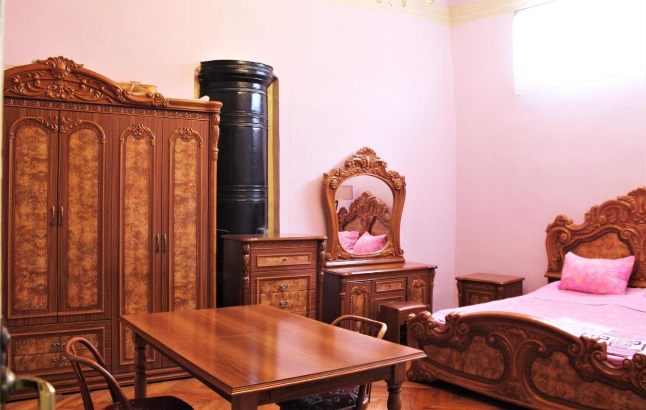 קוטאיסי Guesthouse Medea On Pushkini 4 מראה חיצוני תמונה